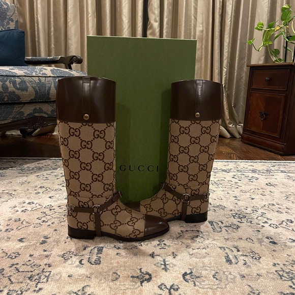 Gucci GG Canvas Horsebit Boot - Picture 7 of 7